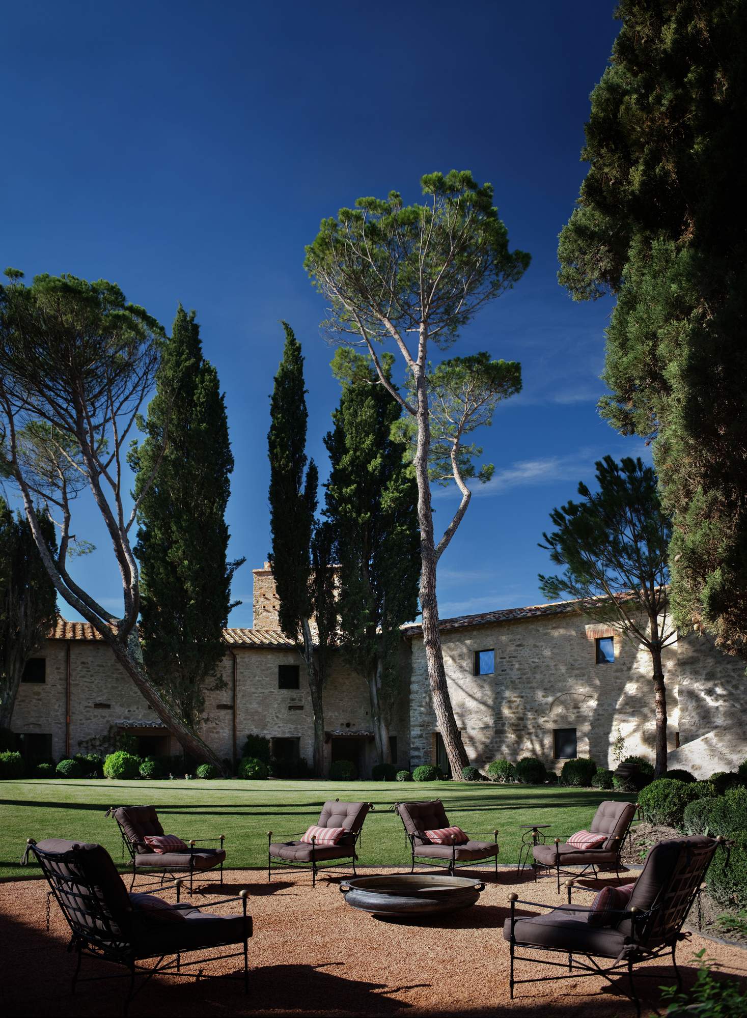 hotel-castello-di-reschio-courtyard-1.jpg