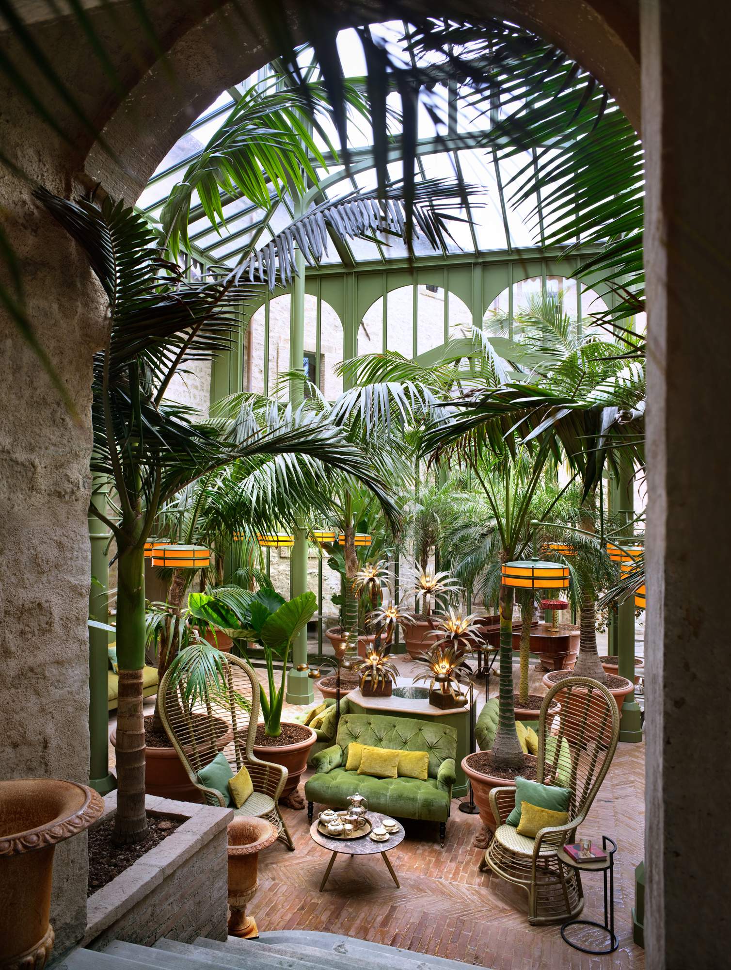 hotel-castello-di-reschio-palm-court-4-.jpg