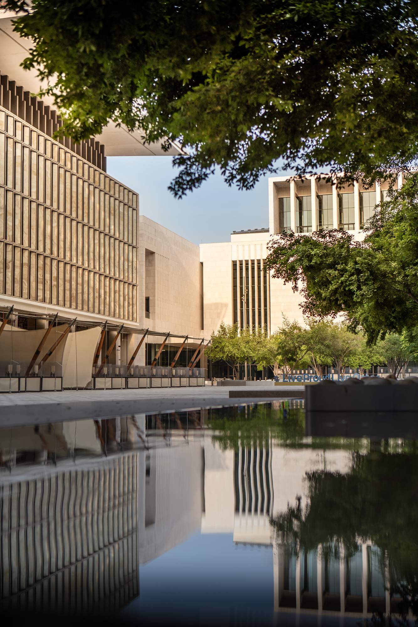 m7-building-fac-ade-as-seen-from-barahat-msheireb.jpg