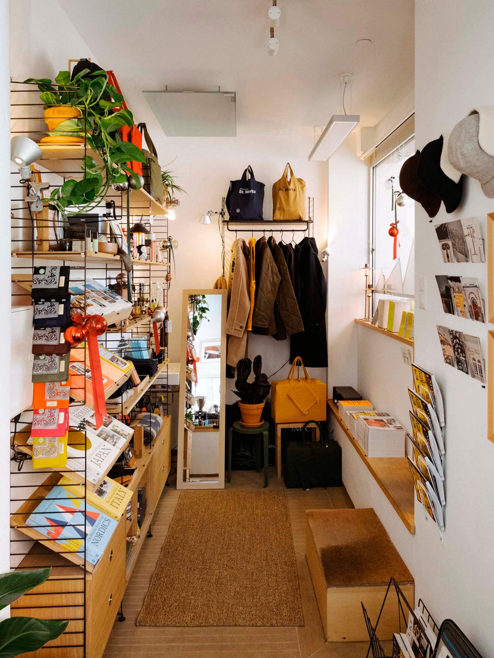 monocle_pop-up-store_st-moritz_low-res_01.jpg