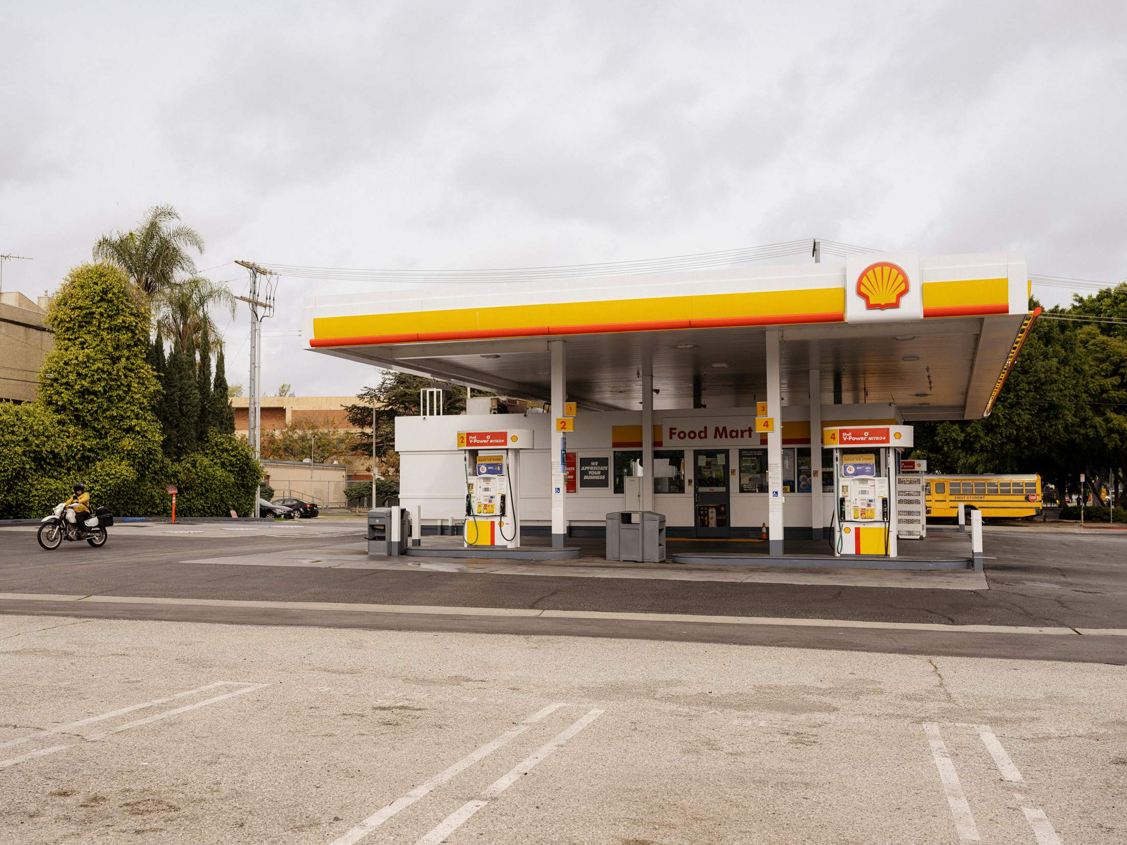ms-monocle-gas-stations-230115-027.jpg