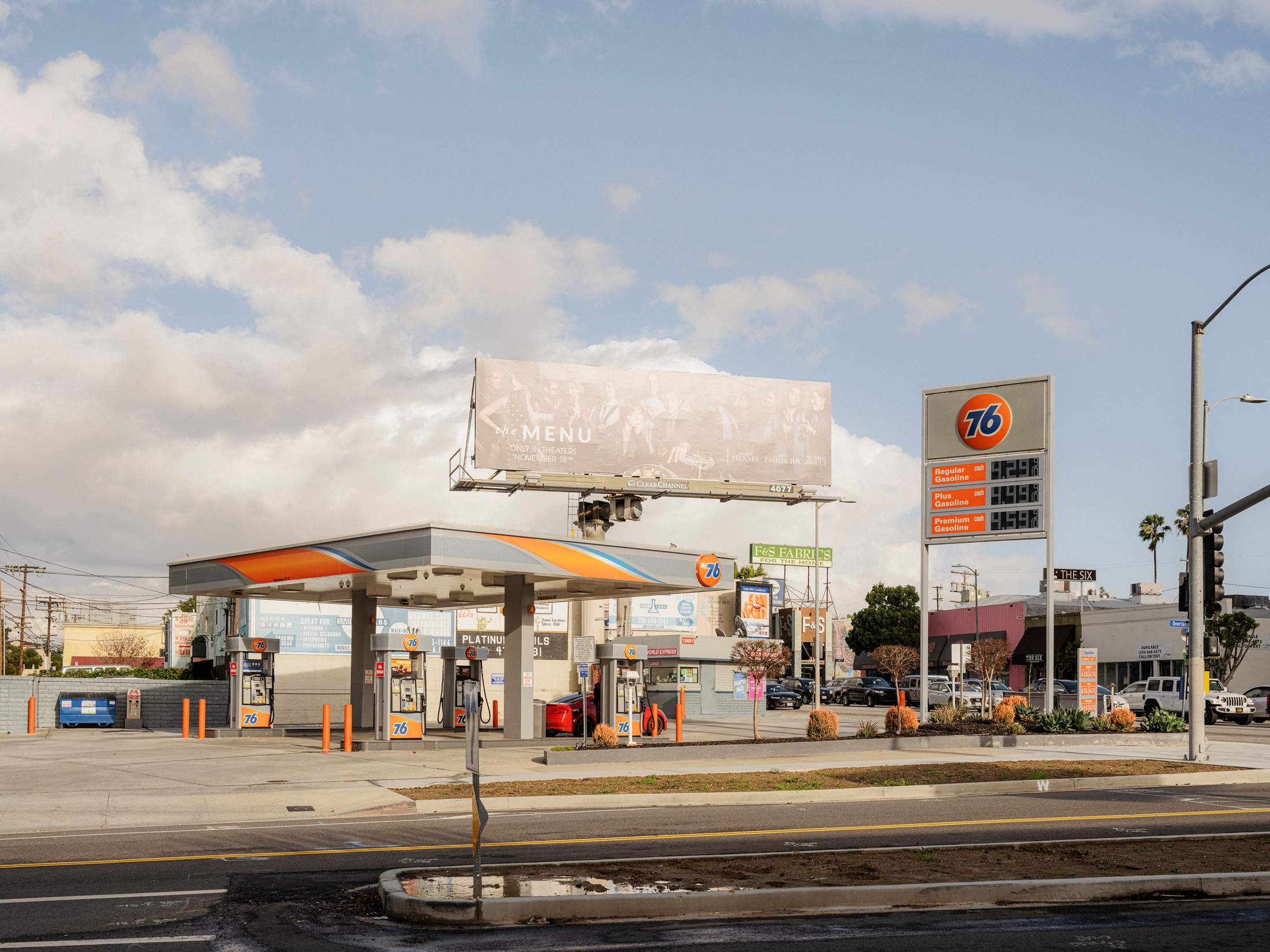 ms-monocle-gas-stations-230116-318.jpg