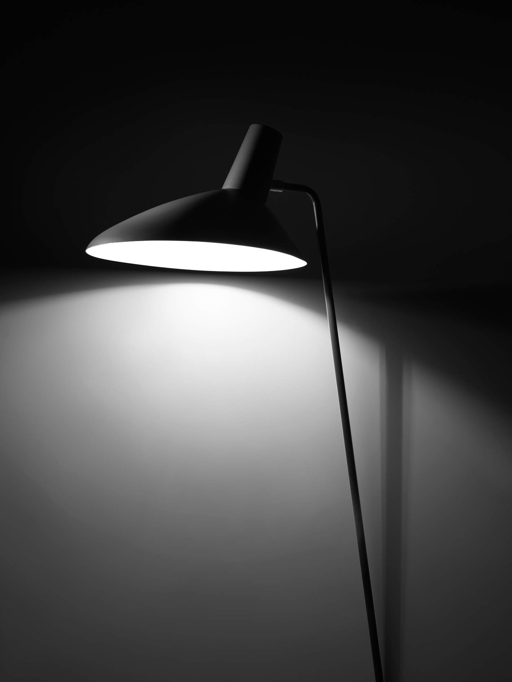 rf4388_monocle_expo_lamp.jpg