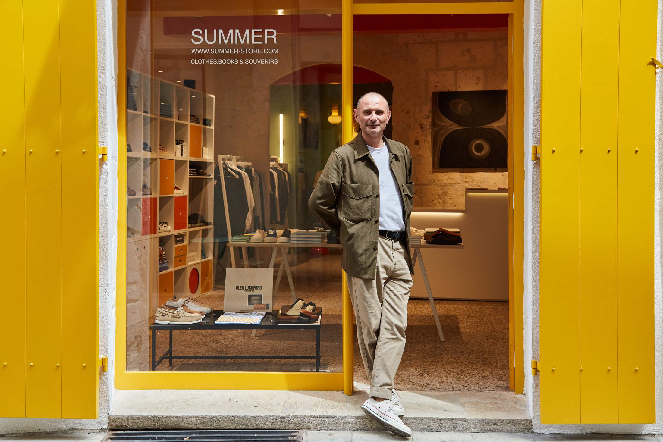 summer_store_arles_gb203570.jpg