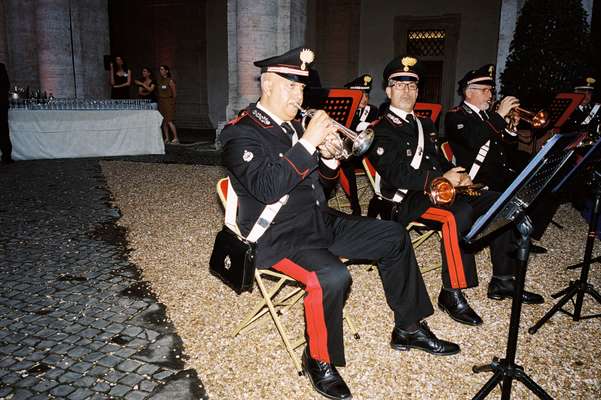  Carabinieri military band warming up 