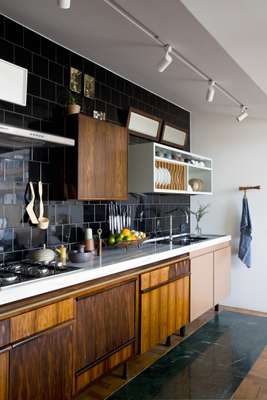 Kitchen in Marcelo Alvarenga’s apartment