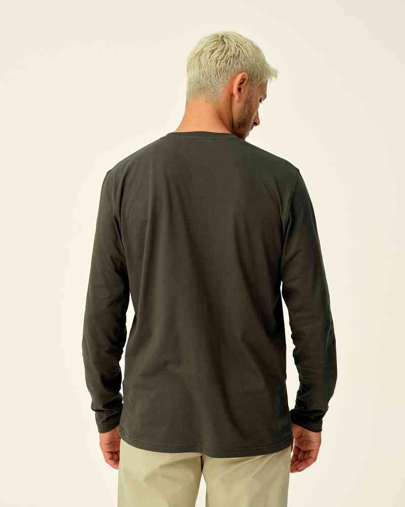 Long sleeve T-shirt