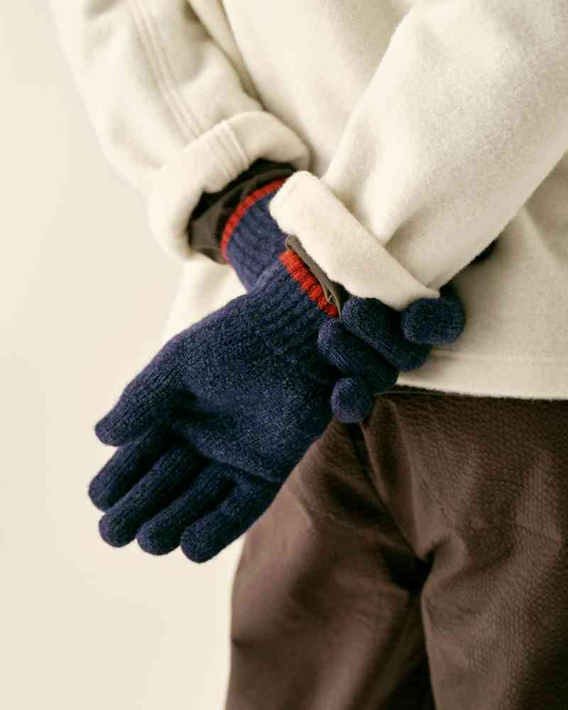 Wind-it-up glove