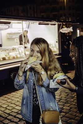 Herring rolls at 05.00