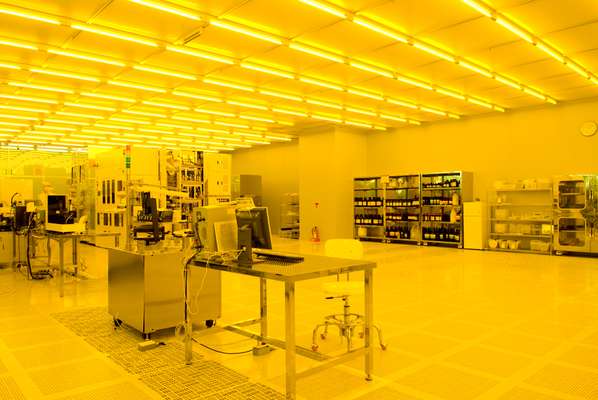 Clean room in the NanoFab Centre