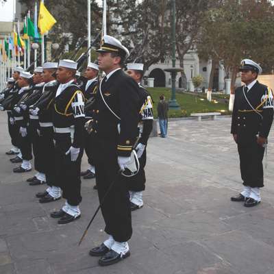 Military honour guard outside Legislative Palace 