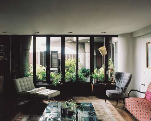 Living room in Sáenz de Oiza's apartment