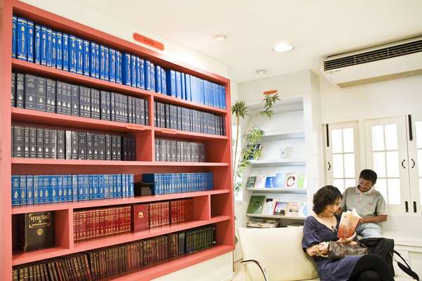 Buddhist library  