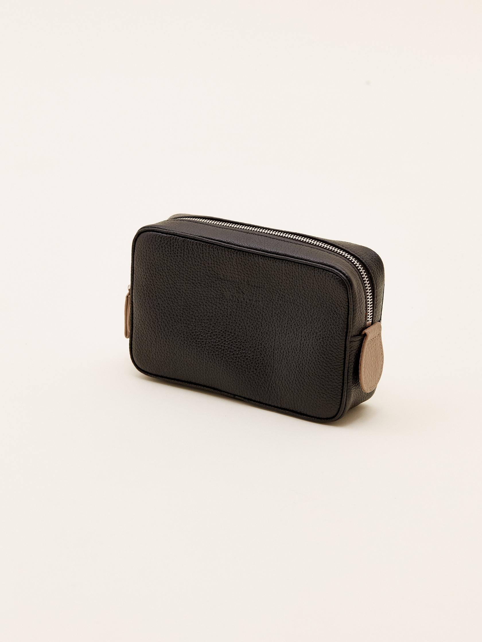 leather travel toiletry bag