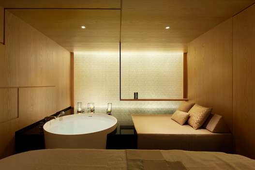 Kanebo Sensai Select spa