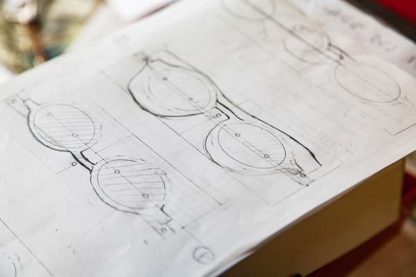 Sketches of glasses drawn by Hibon