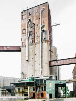 Former grain mill in Silo City