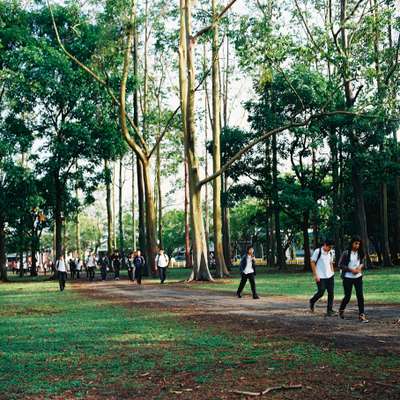 Students make their way to school