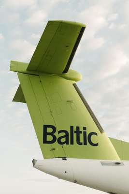 AirBaltic Bombardier Dash 8-Q400