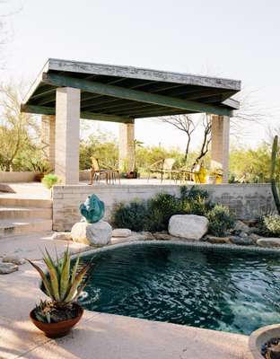 A desert modernist patio and pool 