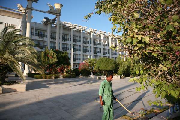 Dariush hotel, built in a distinctly pre-Islamic ‘Las Vegas’ style