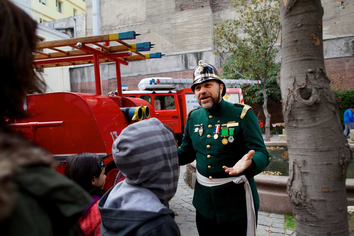 Officer at Chile’s all volunteer fire department
