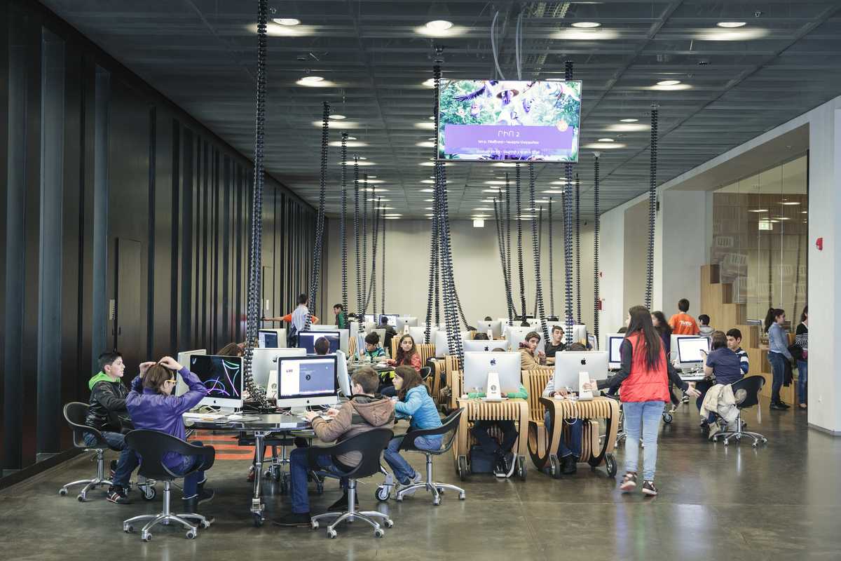 Workstations in the centre