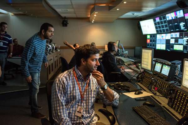 Afonso Garschagen, editor in chief of ‘Globo Esporte’, directs the programme from the broadcaster’s headquarters 