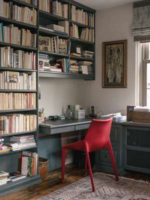Nicole Brodeur's book-lined office