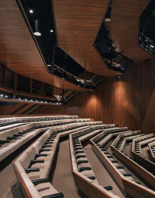 Auditorium that hosts large meetings and occasional cultural events