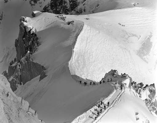 One slip and it’s the quick way down: the hike down to la Vallée Blanche, then 20km of heaven