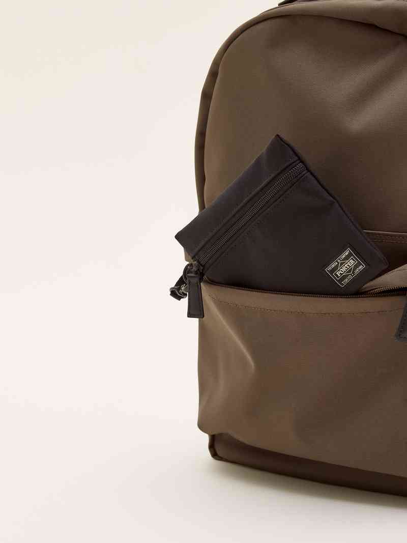 Backpack with detachable pouch Porter x Monocle details 1