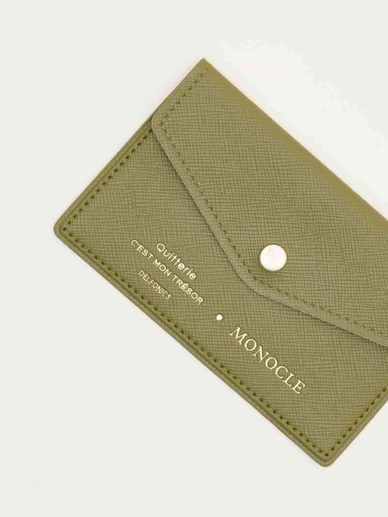 Delfonics x Monocle Olive cardholder