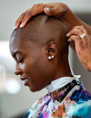 Melinda: “Every seven years we go through a lifecycle and last year mine started with Nina giving me this cut. We call it a “four ups”; three leaves more hair. And I love the massage.”