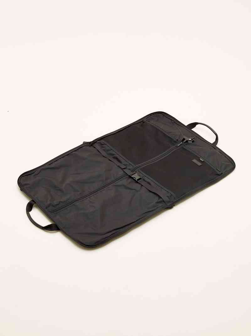 Travel Suit Porter x Monocle bag in Black easy for travellers and perfect for your jackets and suits