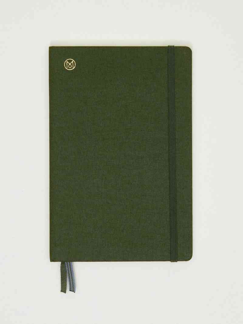 Medium B6 hardcover linen notebook