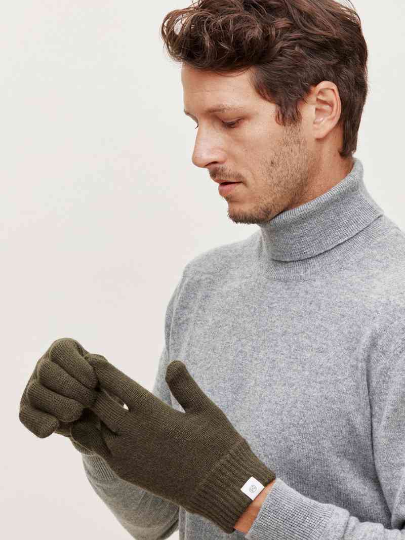 Merino wool gloves