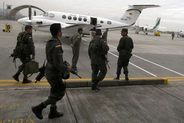 Anti-narcotics forces at Bogotá airport before leaving for an operation