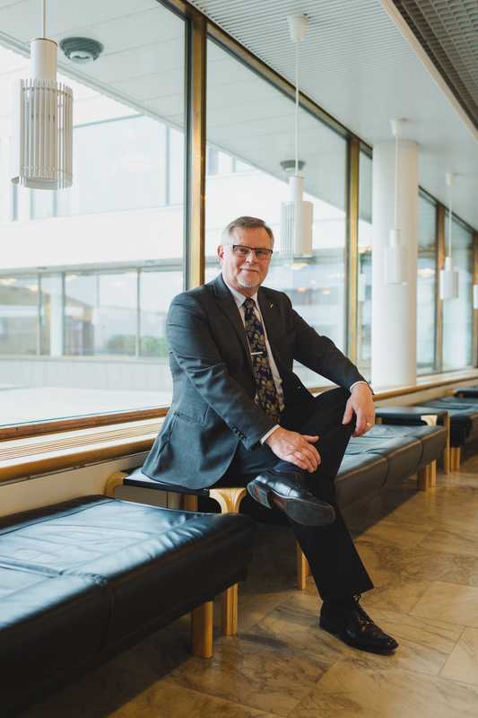 Mayor Esko Lotvonen