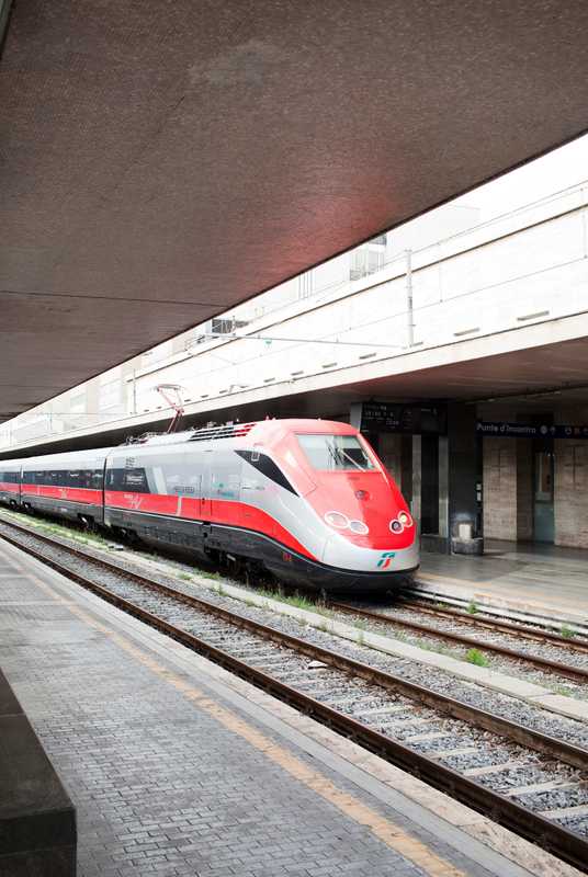 Freccia Train, Italy