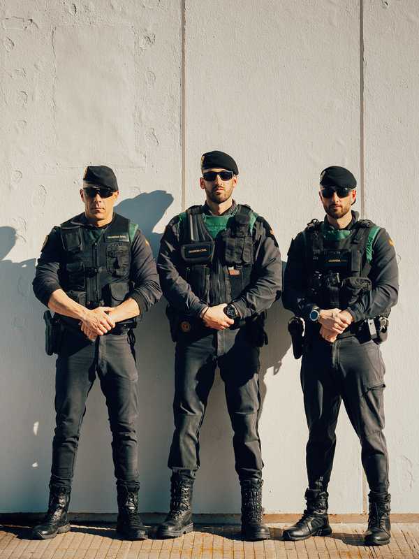Agents after a highway anti-narcotics op 