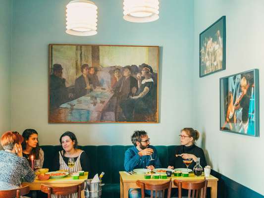 Lively lunch at Café Angélica