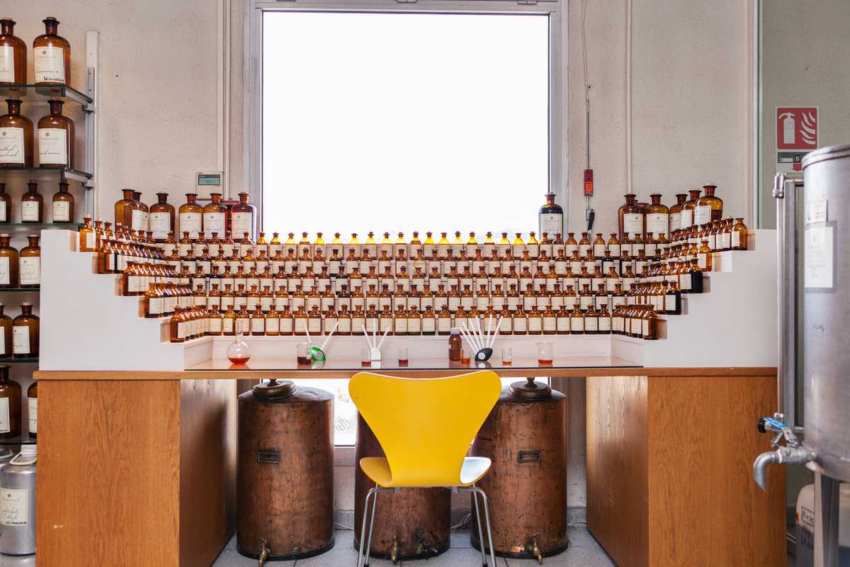 A ‘perfume organ’ at Parfumerie Fragonard