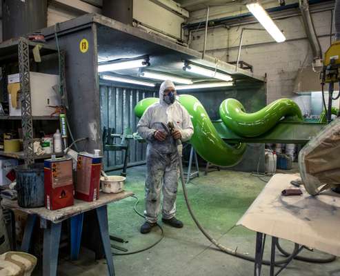 Worker in the Zamperla paint shop