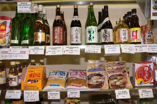 Japanese drinks and snacks