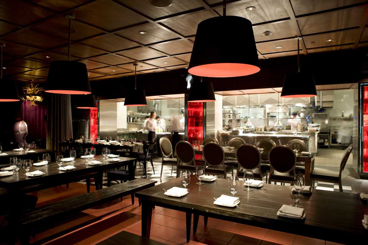 Philippe Starck interiors in Rojo y Blanca