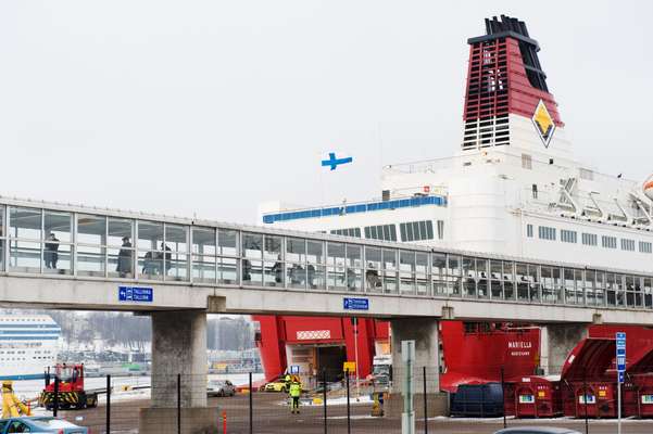 Passengers return to Helsinki