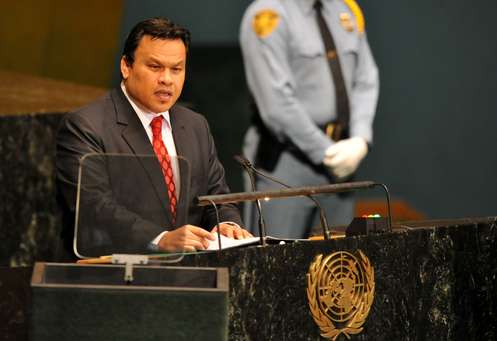 Sprent Dabwido, Nauru's president