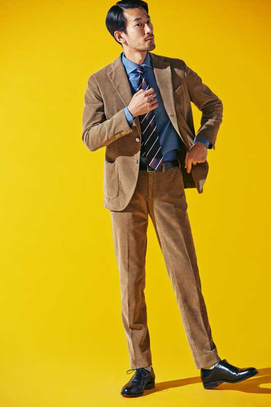 Suit by Santaniello, shirt by Errico Formicola from United Arrows, tie by Stefano Bigi, socks by Beams, shoes by Santoni, belt by Sunspel