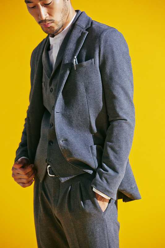 Three-piece suit by Circolo 1901, shirt by Scye Basics, belt by APC, pen  by Lamy 